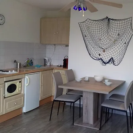 Apartment Appt 2 Pieces 32m2 Avec Loggia Vitree Ref 4001