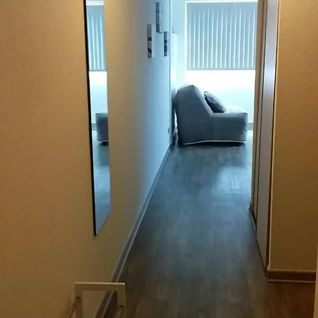 Appt 2 Pieces 32m2 Avec Loggia Vitree Ref 4001 Apartment